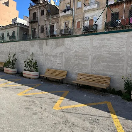 Go Go House 2 Casa Aprile Apartment Palermo