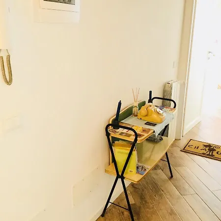 Go Go House 2 Casa Aprile Apartment