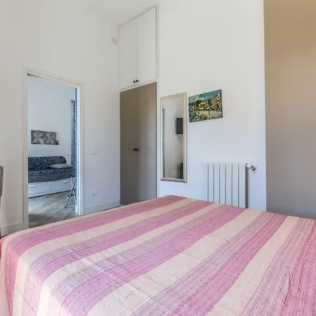Go Go House 2 Casa Aprile Apartment *