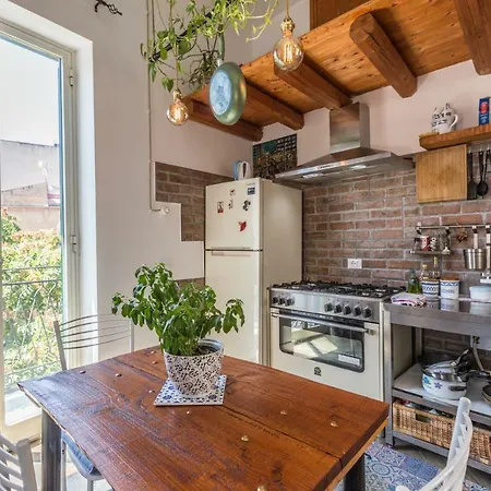 Apartment Go Go House 2 Casa Aprile *