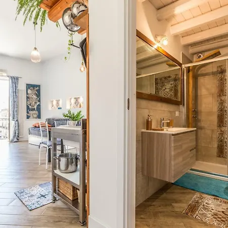 Go Go House 2 Casa Aprile Apartment Palermo